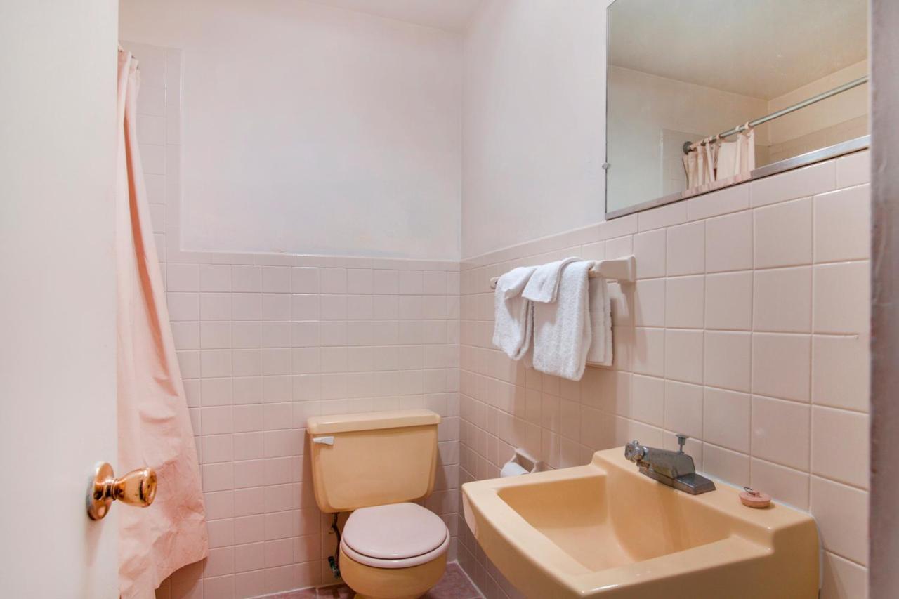 Oyo Hotel Dalton Pa I-81 Craig エクステリア 写真