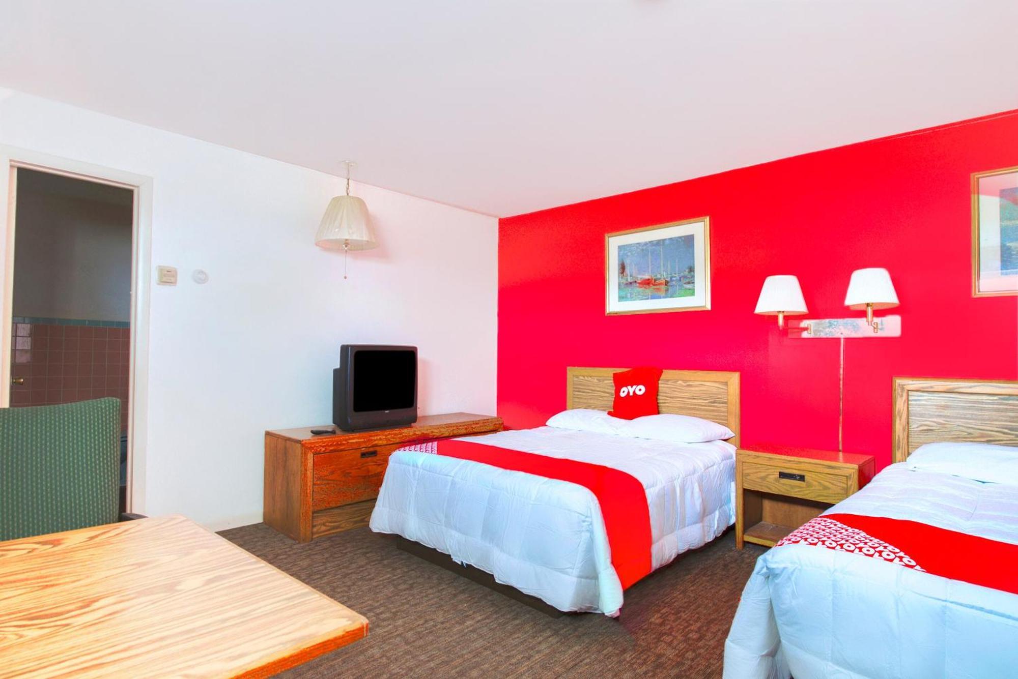 Oyo Hotel Dalton Pa I-81 Craig エクステリア 写真