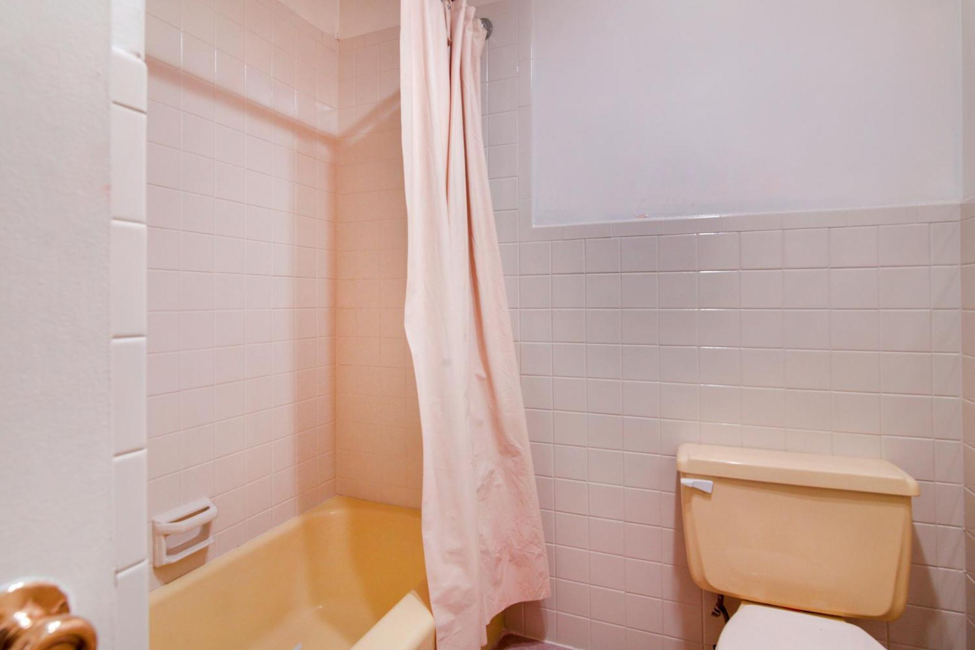 Oyo Hotel Dalton Pa I-81 Craig エクステリア 写真