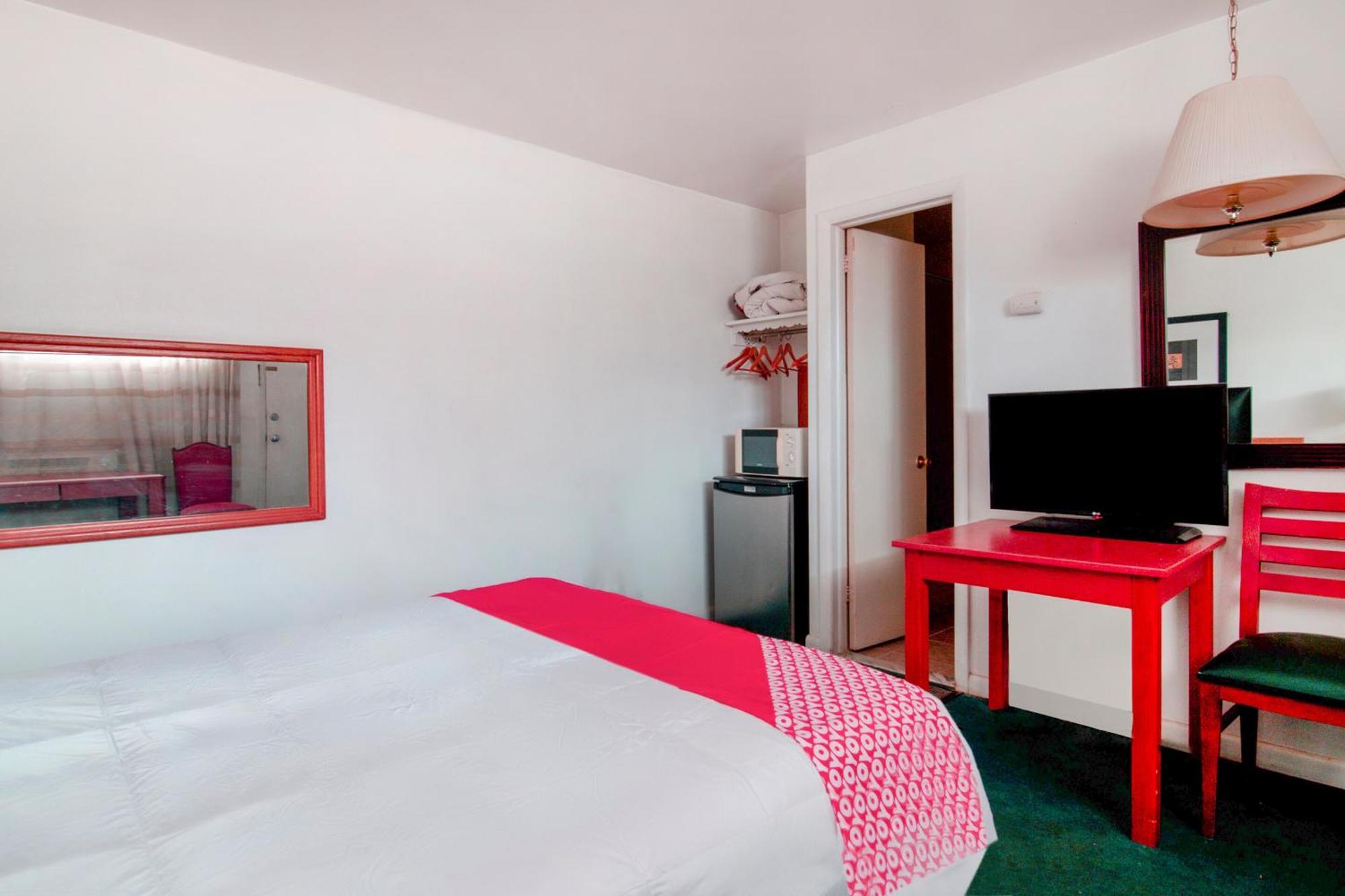 Oyo Hotel Dalton Pa I-81 Craig エクステリア 写真