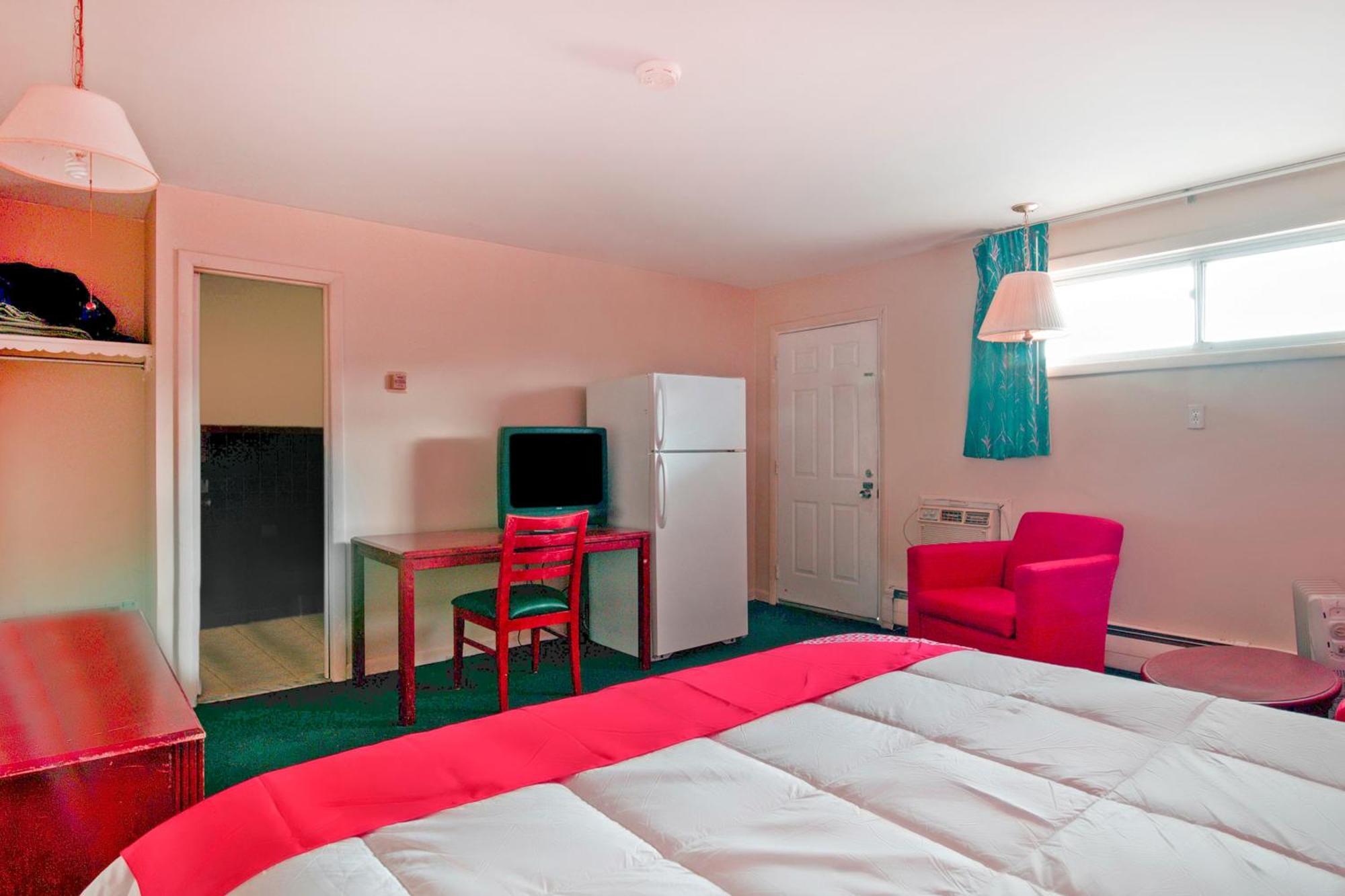 Oyo Hotel Dalton Pa I-81 Craig エクステリア 写真